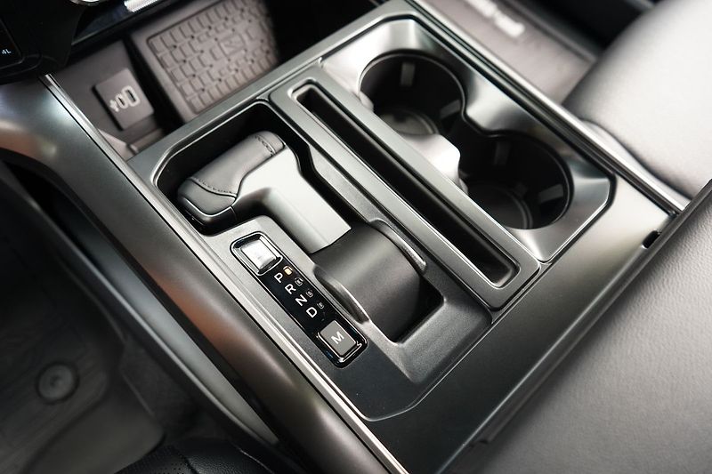 Ford F-150 (2025) Lariat 5,0 298 kW - fotka 41 z 59
