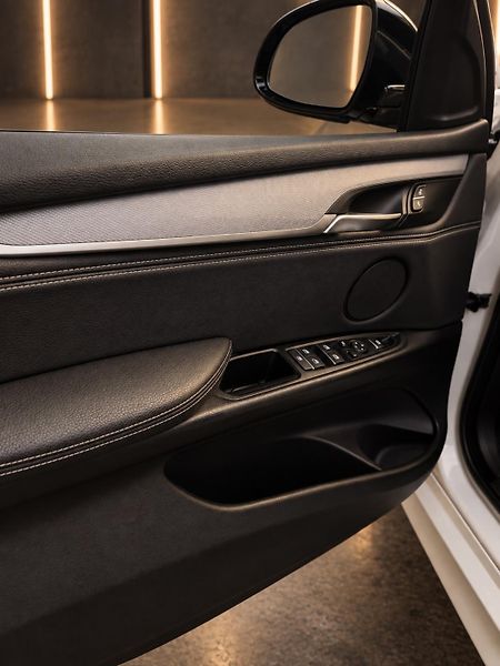 BMW X5 (2017) xDrive25d-Mpaket-KAMERA-Tažné - fotka 14 z 14