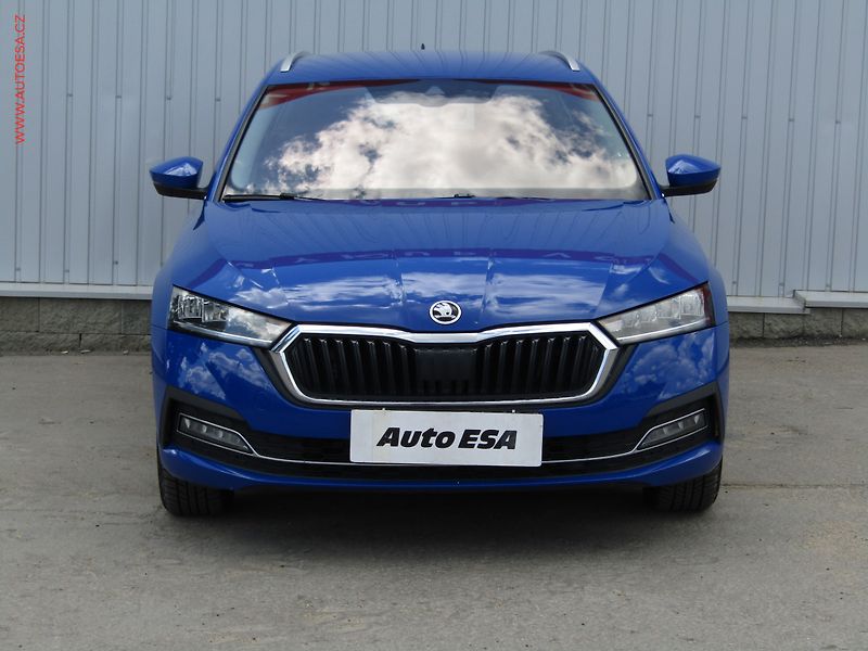 Škoda Octavia (2021) 1.5 TSi, Style - fotka 2 z 22