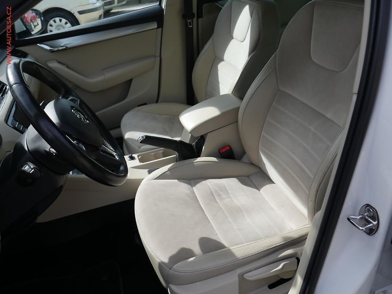 Škoda Octavia (2013) 1.8 TSI 4x4, ČR, DSG, bixen - fotka 9 z 17