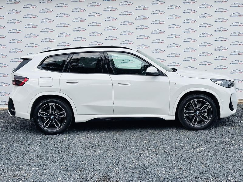 BMW X1 (2024) 2.3D, 145kW, XDRIVE, ČR, DPH - fotka 4 z 19