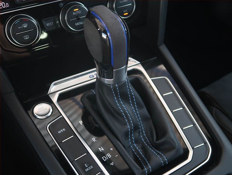 Volkswagen Passat (2016) Highline 1.4 GTE, Automat - fotka 13 z 25