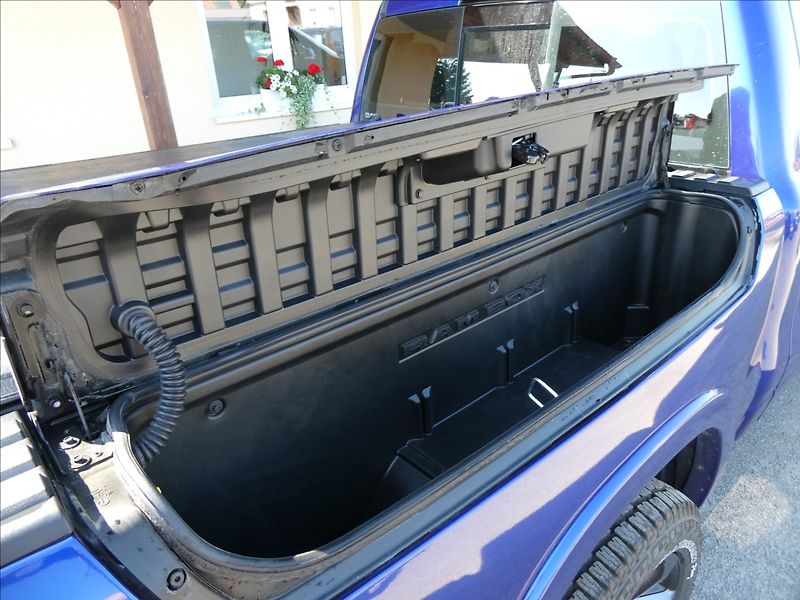 RAM 1500 5,7 HEMI LIMITED,1.maj.,DPH,ČR - fotka 24 z 60