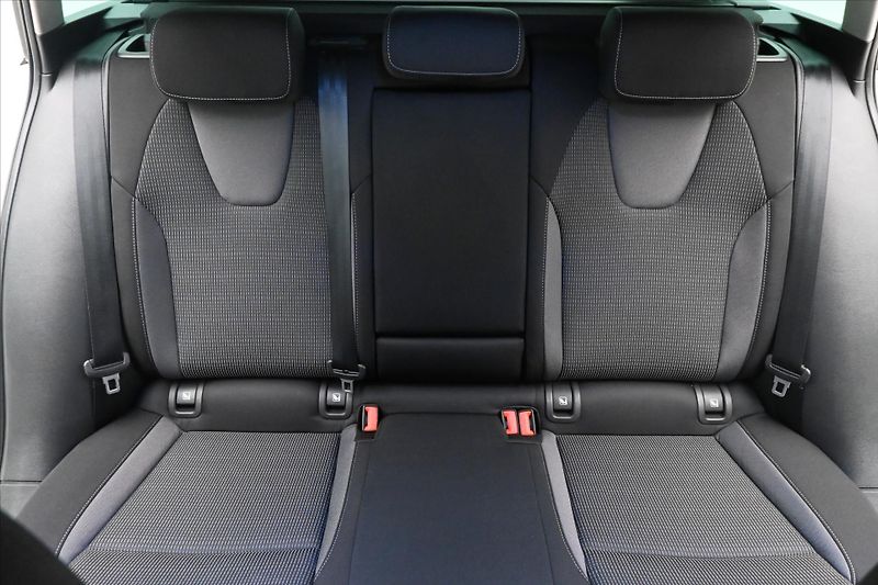 Škoda Octavia 2,0 TDI 85 kW Ambition Záruka - fotka 27 z 30