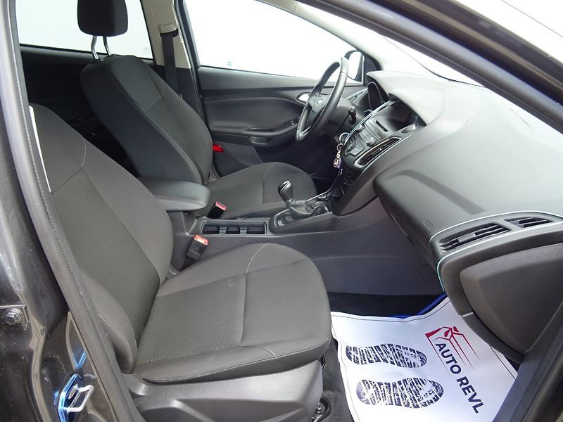 Ford Focus (2018) 1.6i,77kW,NovéČR,s.kn,klima - fotka 12 z 23