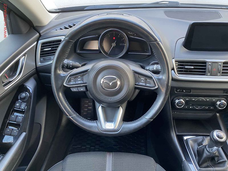 Mazda 3 (2019) 2.0i, LED, navi - fotka 11 z 21
