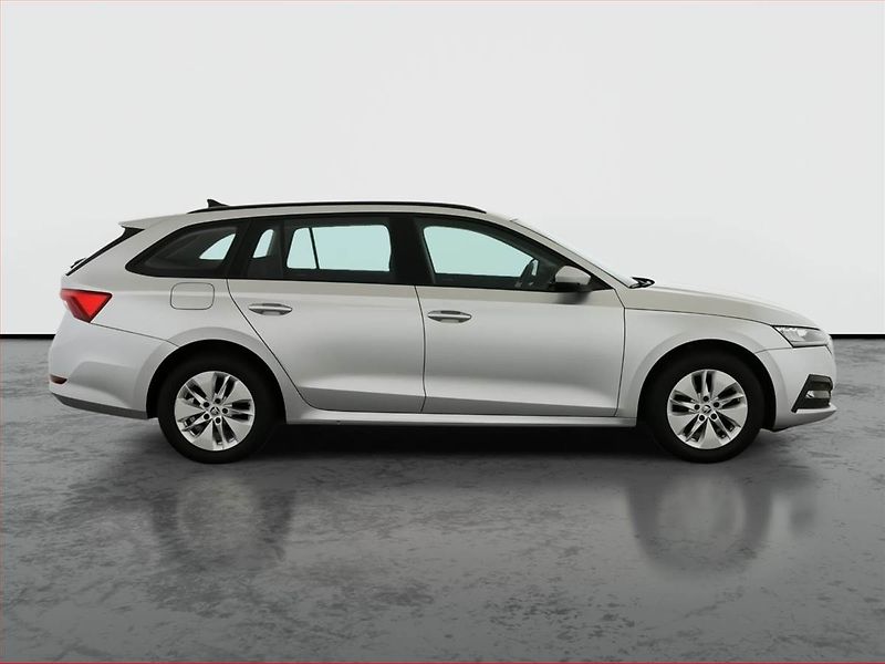 Škoda Octavia (2023) Ambition 2.0 TDI, ČR,1.maj - fotka 6 z 17