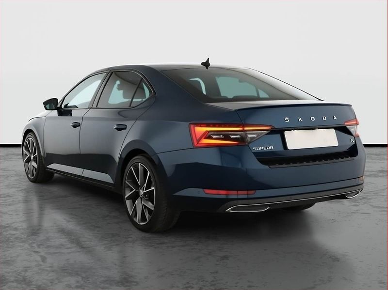 Škoda Superb (2020) iV 1.4 TSI PHEV, ČR, AUTOMAT - fotka 4 z 25