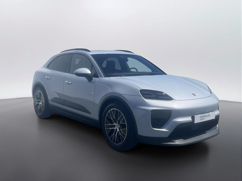 Porsche Macan 4 - fotka 7 z 24