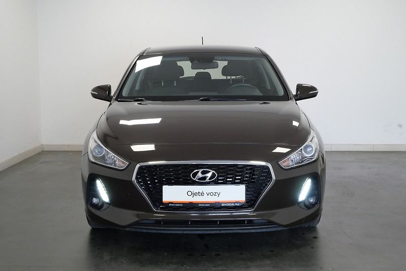 Hyundai i30 - fotka 4 z 22