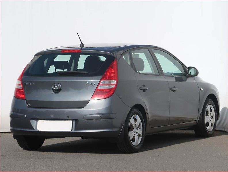 Hyundai i30 (2009) 1.4 CVVT, Serv.kniha - fotka 5 z 16