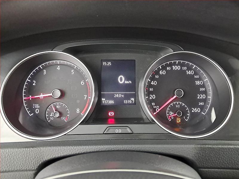 Volkswagen Golf (2017) Comfortline 1.0 TSI - fotka 11 z 16