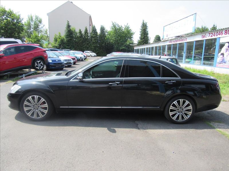 Mercedes-Benz Třídy S 3,0 CDi S320 173kW Long - fotka 7 z 32