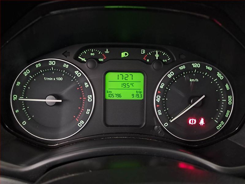 Škoda Octavia (2007) 1.9 TDI, Serv.kniha - fotka 11 z 16