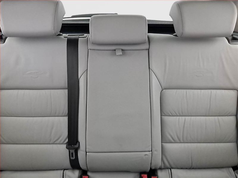 Škoda Octavia (2011) Laurin&Klement 1.8 TSI - fotka 10 z 30