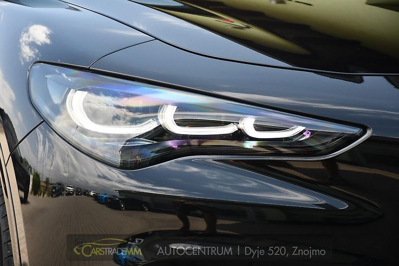 Alfa Romeo Stelvio 2.0T 16V 206kW VELOCE AT8 Q4 - fotka 23 z 44