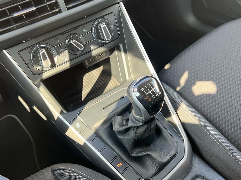 Volkswagen Taigo 1,0 TSi 81 kW LIFE - fotka 18 z 27