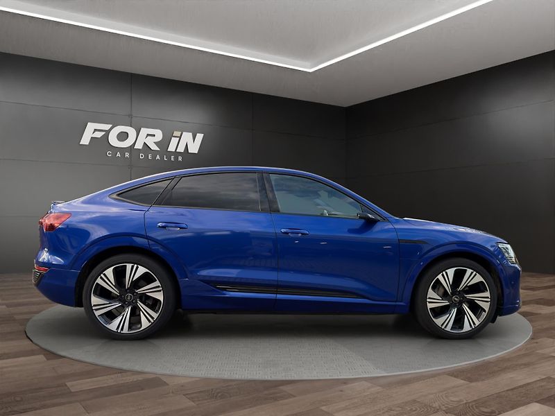 Audi Q8 e-tron (2023) 114 kWh  300 kW  SPORTBACK - fotka 7 z 27