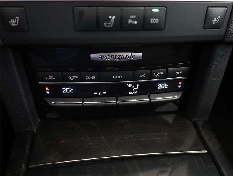 Mercedes-Benz Třídy E (2011) Avantgarde E 250 CDI, Automat - fotka 11 z 18