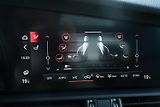 Alfa Romeo Giulia 2,0T 16V 206kW AT8-Q4 VELOCE - náhled 36