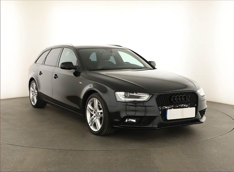 Audi A4 (2014) S-Line 2.0 TDI, 4X4, Automat - fotografie inzerátu