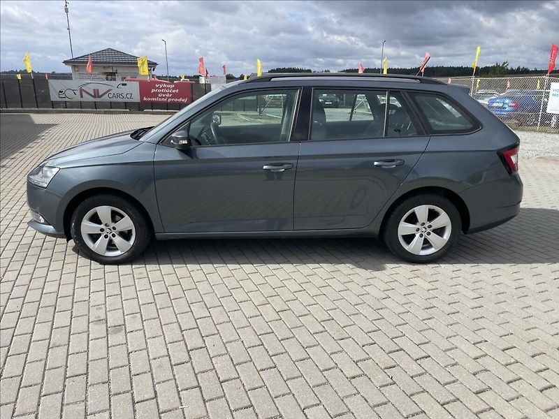 Škoda Fabia 1,0 MPi 55kw Klima Tažné Euro6 - fotka 25 z 29