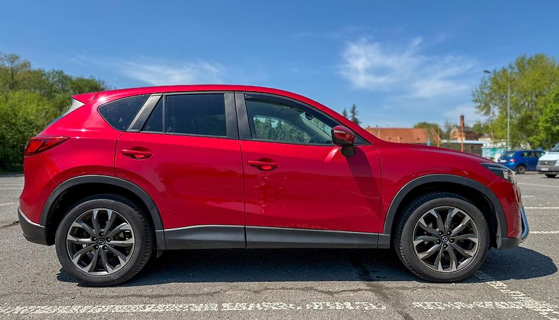 Mazda CX-5 (2017) - fotka 2 z 13