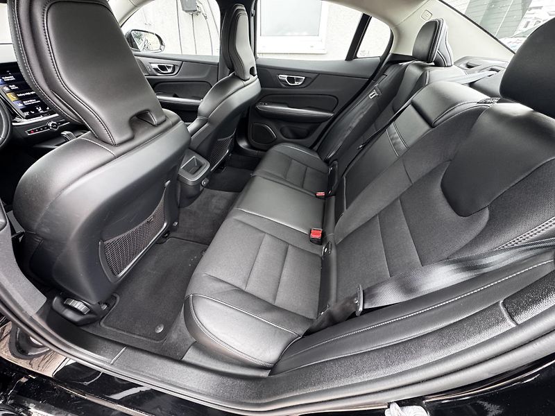 Volvo S60 B4 FWD // 1. maj // +kola - fotka 19 z 41