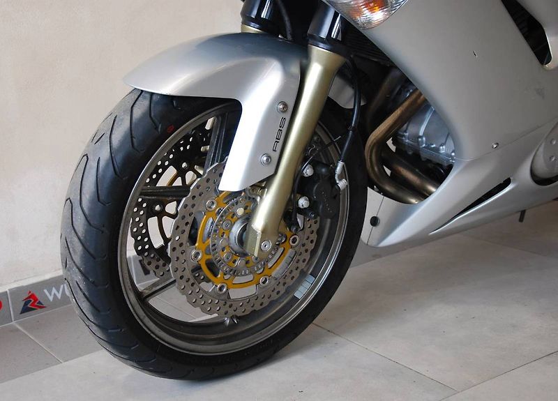 Kawasaki ER-6f (2006) ER6-f - fotka 14 z 20