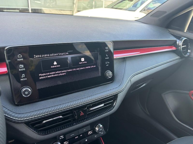 Škoda Fabia 1.0TSi 85kW Monte Carlo - fotka 18 z 25
