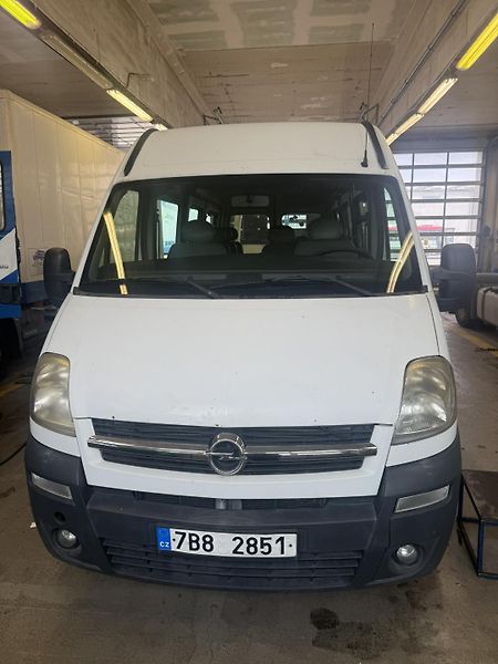 Opel Movano (2004) 14+1 míst - fotka 2 z 12