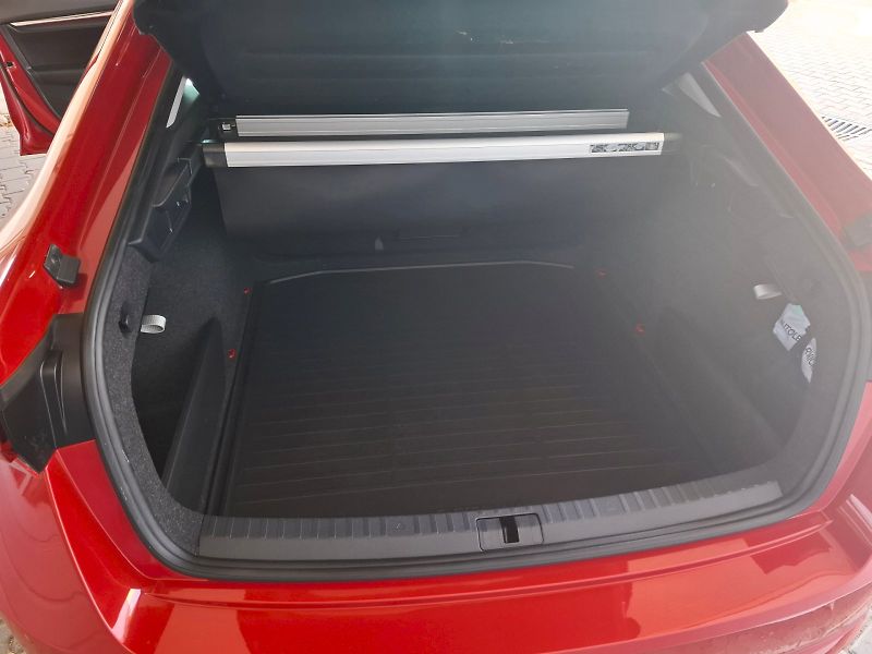 Škoda Octavia (2024) STYLE PLUS TD 110/2.0 A7F - fotka 9 z 37
