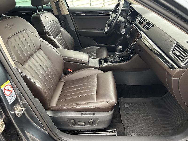 Škoda Superb 2.0 TDI L&K - fotka 9 z 29