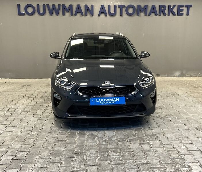 Kia Ceed T-GDI Exclusive SW - fotka 4 z 17