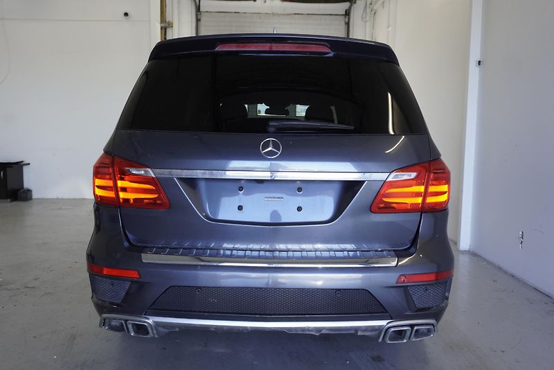 Mercedes-Benz GL GL350 3,0D V6 4MATIC AUT. - fotka 6 z 36