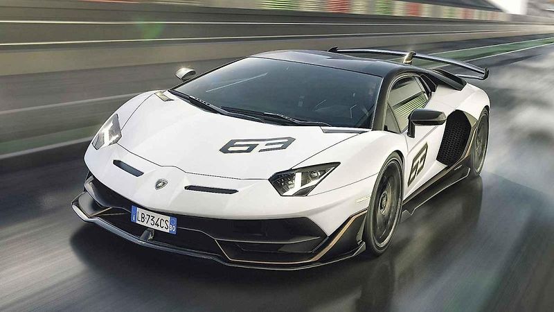 Lamborghini Aventador SVJ