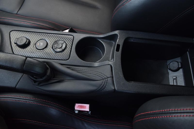 Peugeot RCZ 1.6 T GT-LINE RED CARBON, NAVI - fotka 26 z 47
