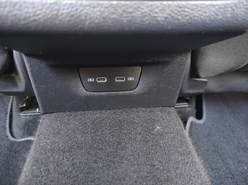 Volkswagen Golf 2,0TDi 110kW, Style, ČR, - fotka 38 z 59