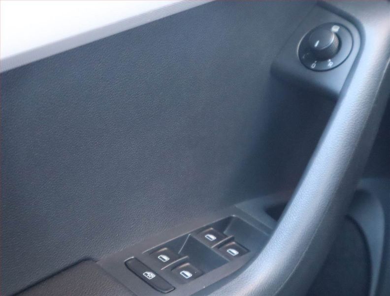 Škoda Octavia (2015) 2.0 TDI, Navi, Tempomat - fotka 15 z 16