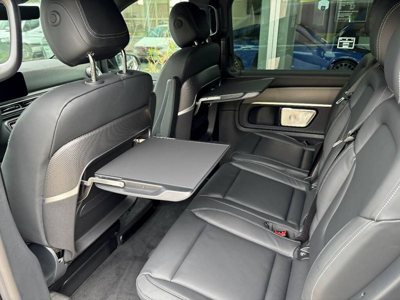 Mercedes-Benz Třídy V (2026) 300 d / Exclusive / L / 4M - fotka 17 z 30
