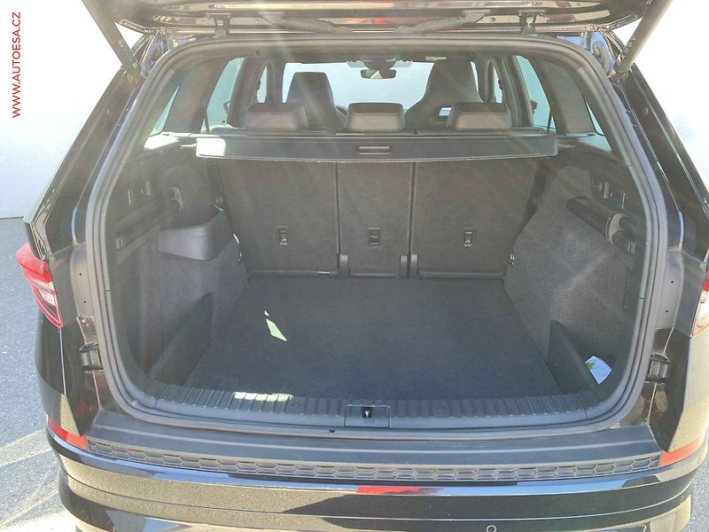 Škoda Kodiaq (2022) 2.0 TDi, 1.maj,ČR, SportLine - fotka 7 z 21