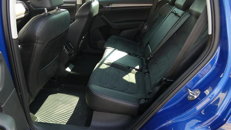 Škoda Kodiaq 2.0 TDI 110 kW Style 4x4 DSG - fotka 20 z 26