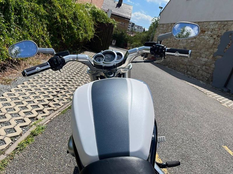 Harley-Davidson VRSCF V-Rod Muscle (2014) - fotka 9 z 14