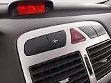 Peugeot 307 (2005) 1.4 16V, po STK, Tažné, Klima - náhled 17