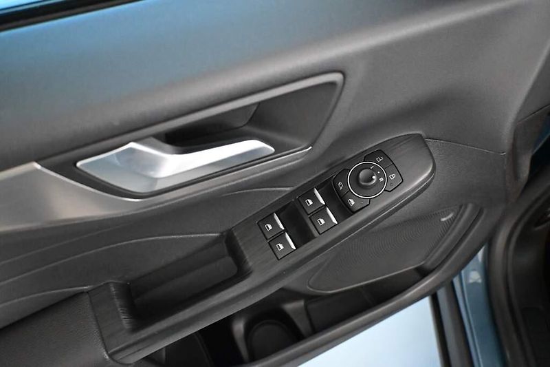 Ford Kuga (2022) 2.5 LED ACC VIRTUAL Tažné Kame - fotka 15 z 41