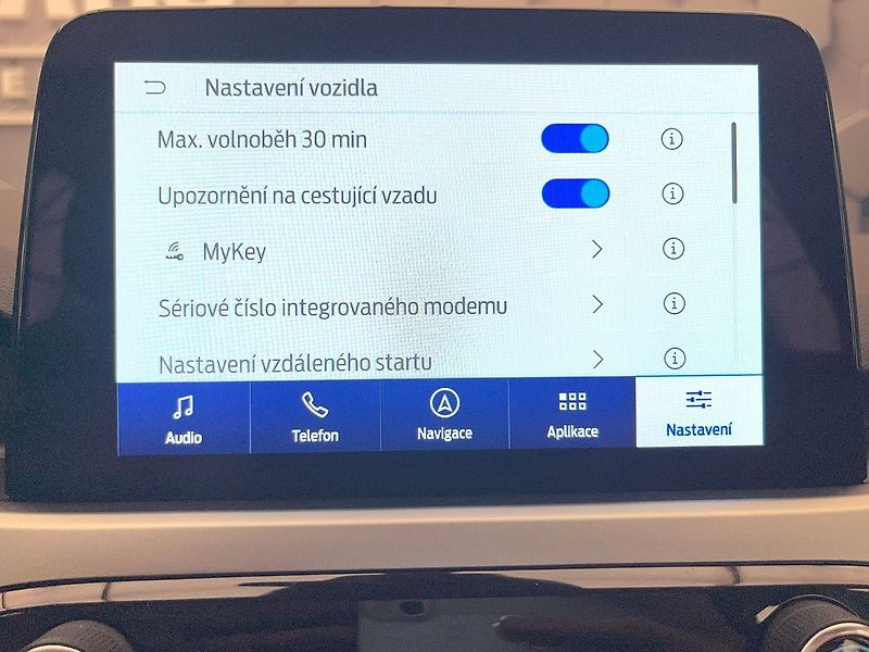 Ford Kuga 2.5 Duratec FHEV  COOL&CONNECT - fotka 61 z 65