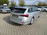Škoda Octavia 2,0 TDI Ambition ČR - náhled 9