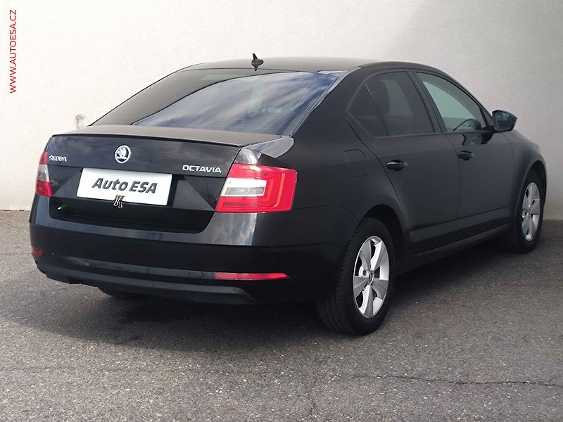 Škoda Octavia (2020) 1.5 TSi, ČR, Ambition, DSG - fotka 4 z 18