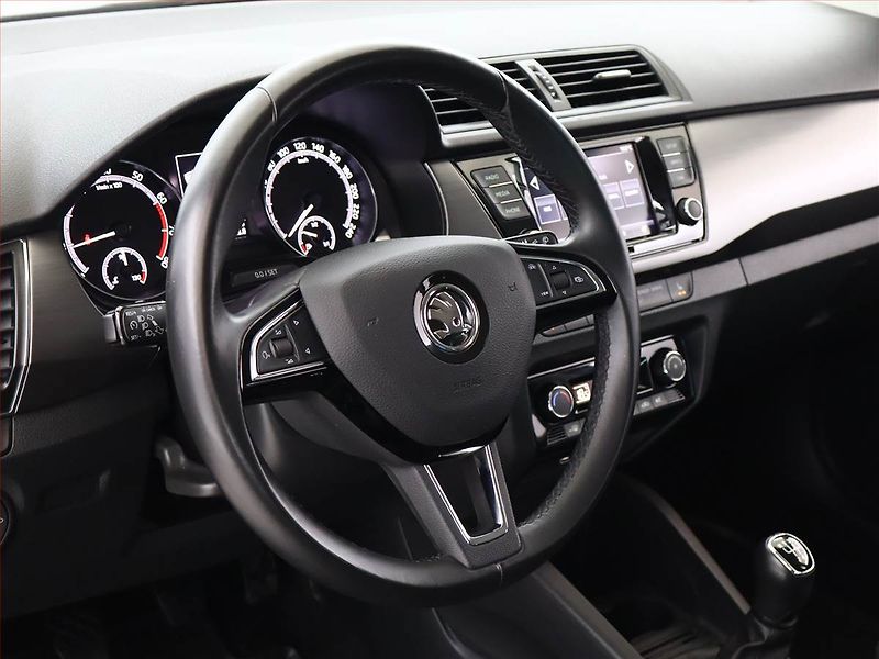 Škoda Fabia (2020) Style 1.0 TSI, Tempomat - fotka 15 z 15