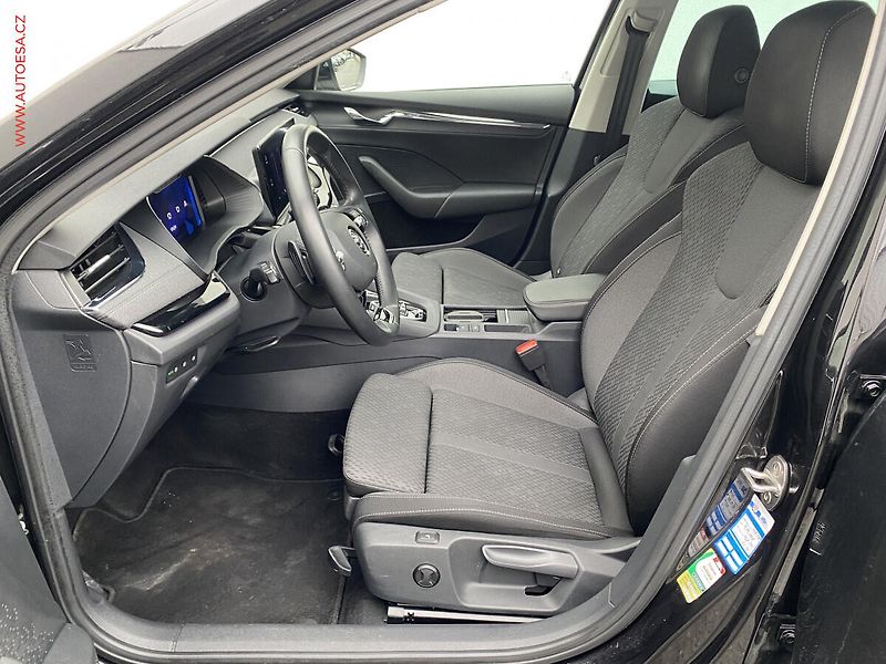 Škoda Octavia (2023) 2.0 TSi 4X4, ČR, Style, DSG - fotka 9 z 18